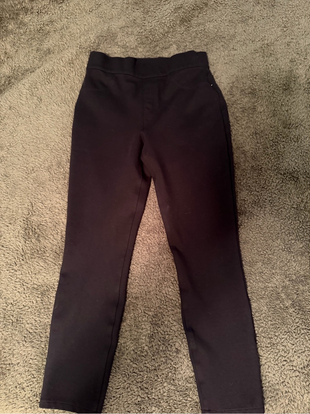 SPANX Black Ankle-Length Pull-On Pants